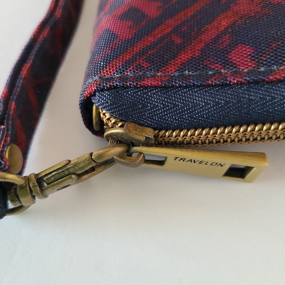 TRAVELON RFID BLOCKING ZIP-AROUND WALLET WRISTLET-RED/BLUE SAFE ID, NWOT - Picture 4 of 5